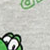 グレー