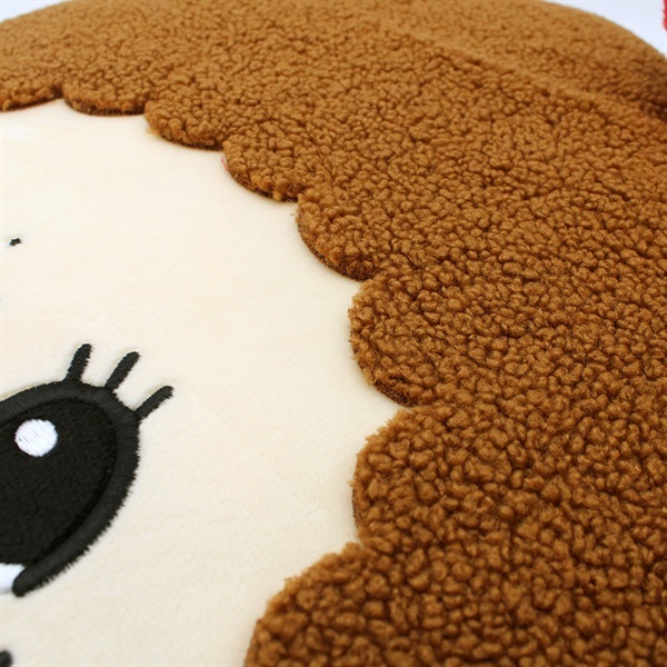 新品　ハローキティ　パッチワーク柄　クッション 新品 ハローキティ パッチワーク柄 クッション